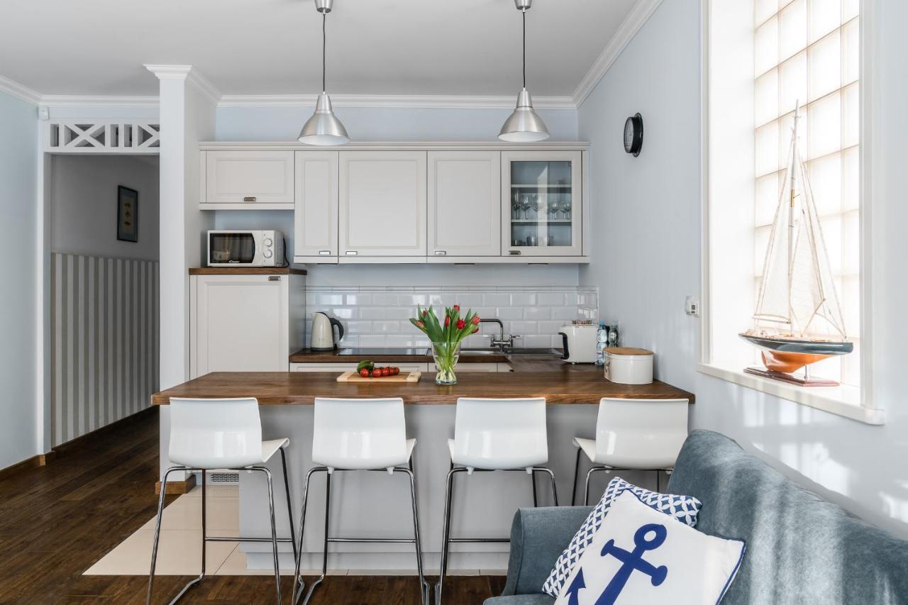 סופוט Sanhaus Apartments - Capri - Apartamenty 200 Metrow Od Plazy I Deptaka מראה חיצוני תמונה